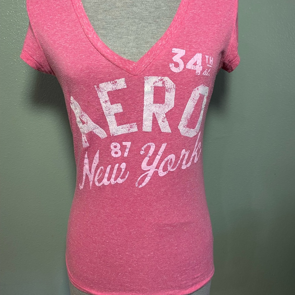 Aeropostale Pink Graphic V-Neck Tee